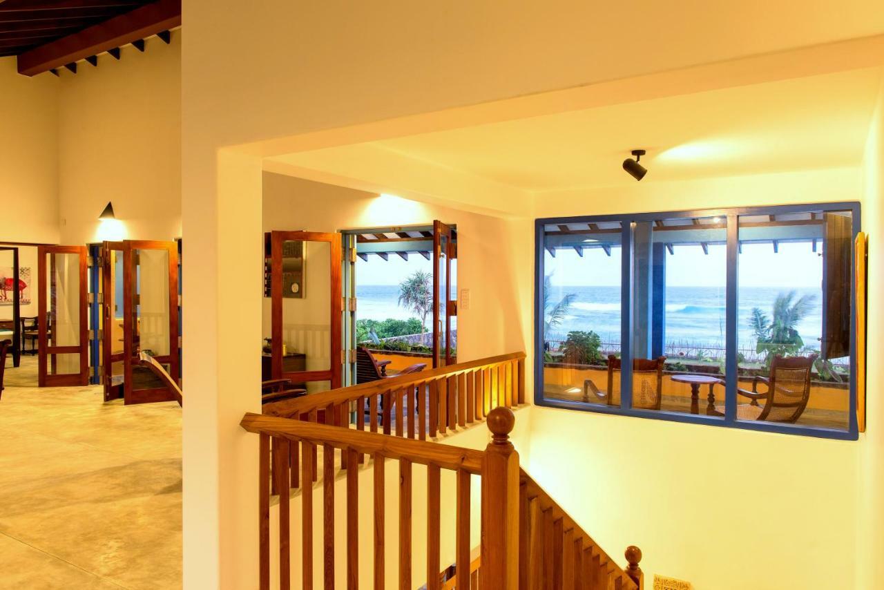 Villa Atulya At Ocean'S Edge ミリッサ エクステリア 写真